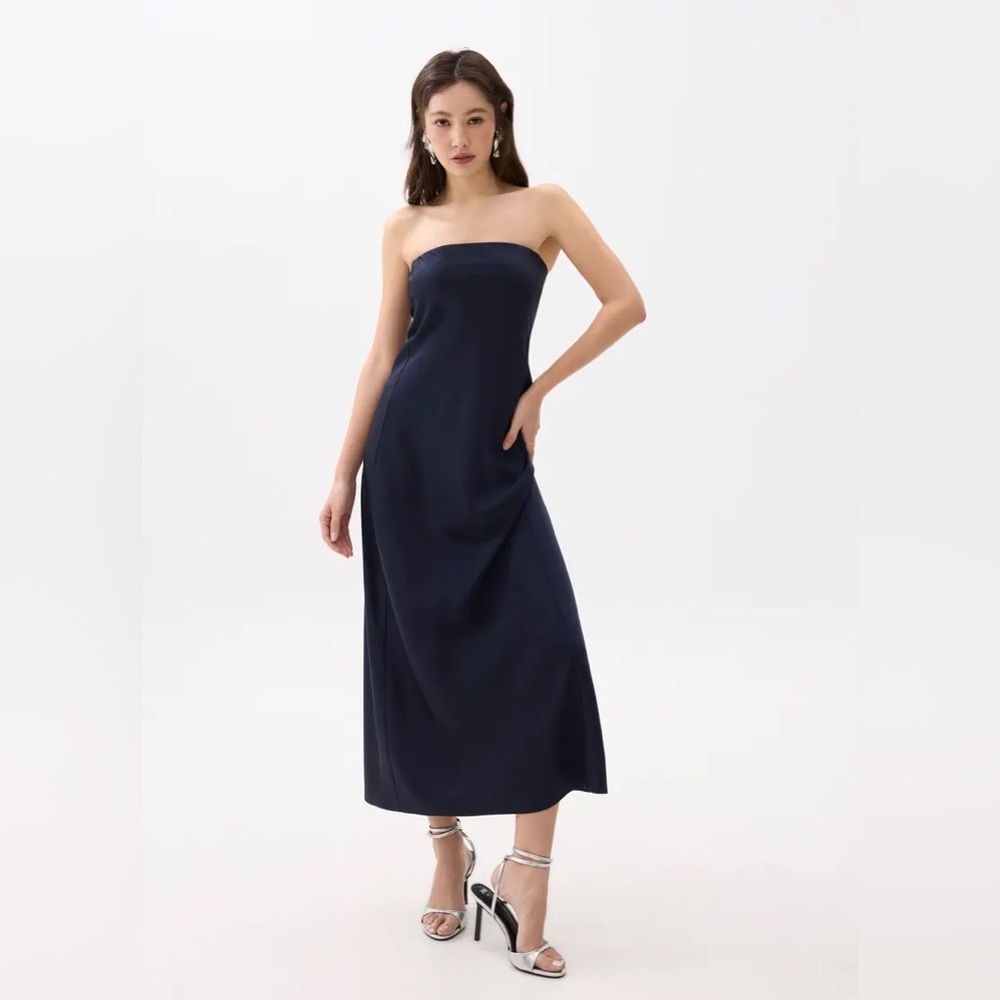 Love Bonito, Satin Tube Maxi Dress Navy padded NWT, US 6